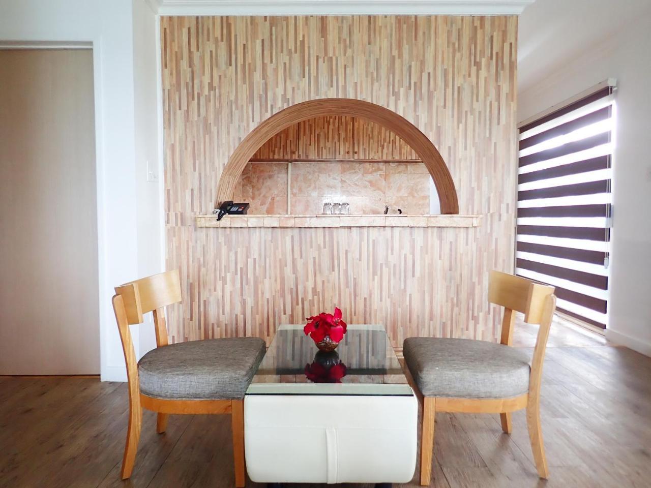 Blue Ocean View Hotel Koror Bagian luar foto