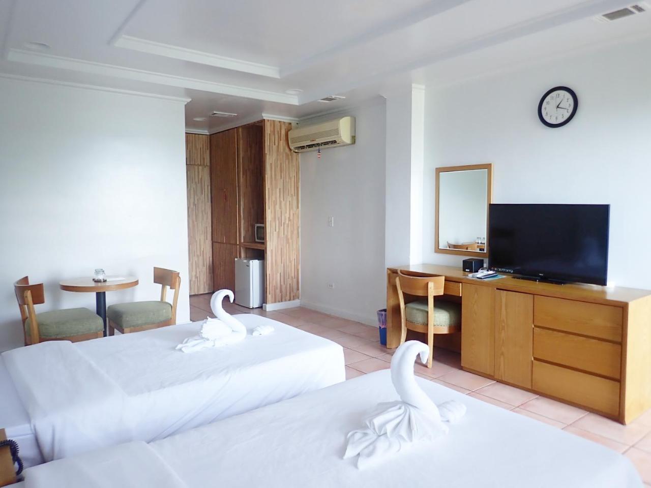 Blue Ocean View Hotel Koror Bagian luar foto